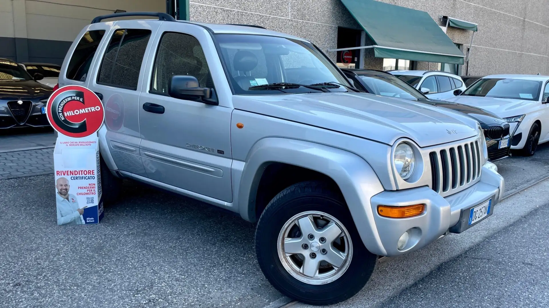 Jeep Cherokee Cherokee 3.7 V6 Limited 4x4 Benzina/Gpl G. Traino Argento - 1