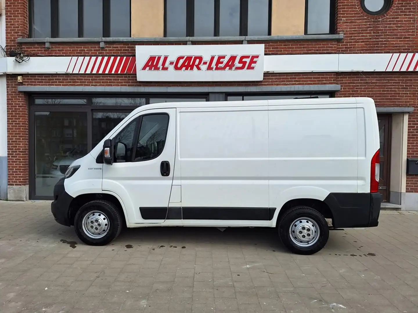 Peugeot Boxer 333 L1H1/BlueHDI S/S Pro Blanc - 1
