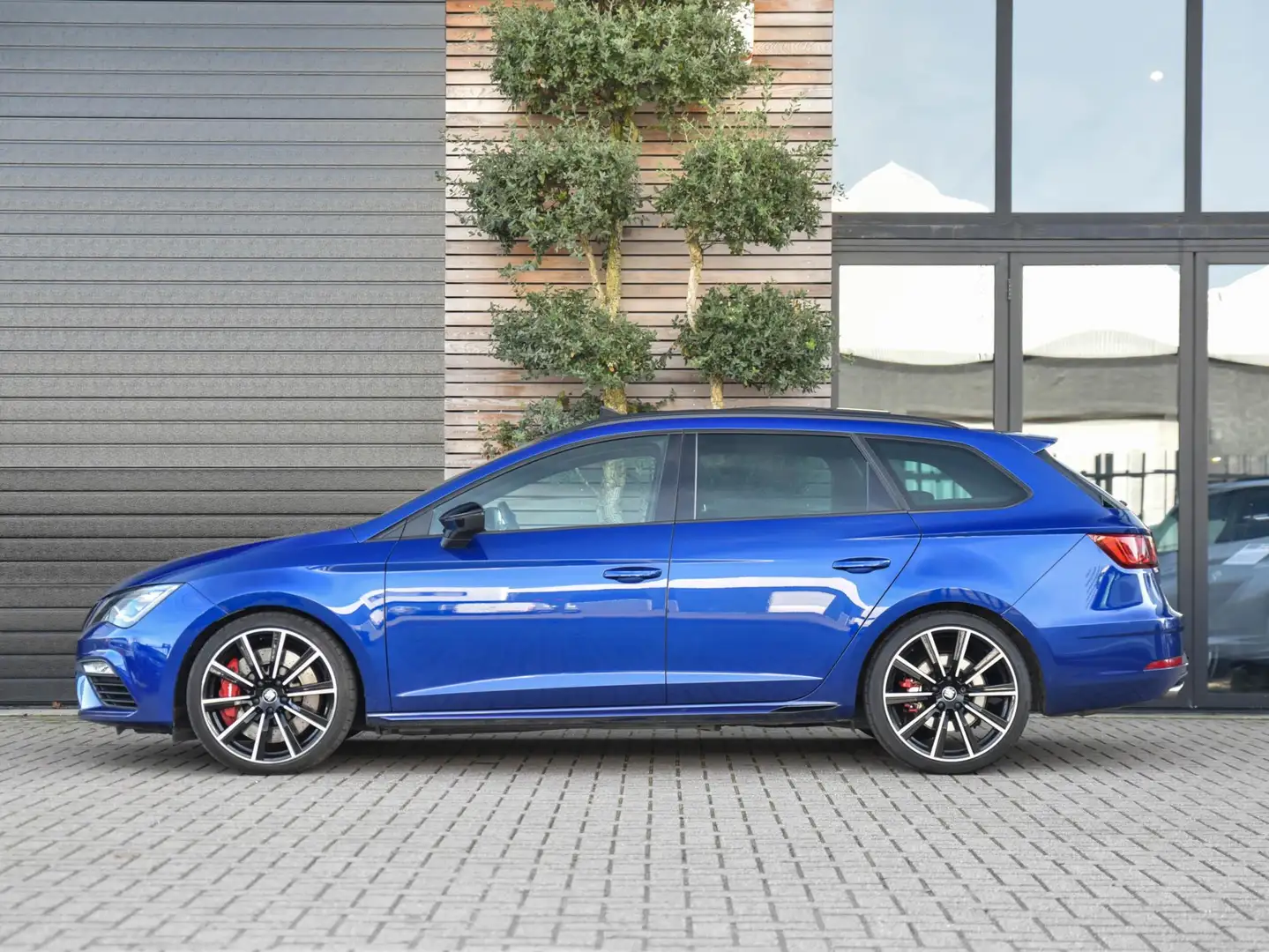 SEAT Leon ST 2.0 TSI 4DRIVE CUPRA Blauw - 2