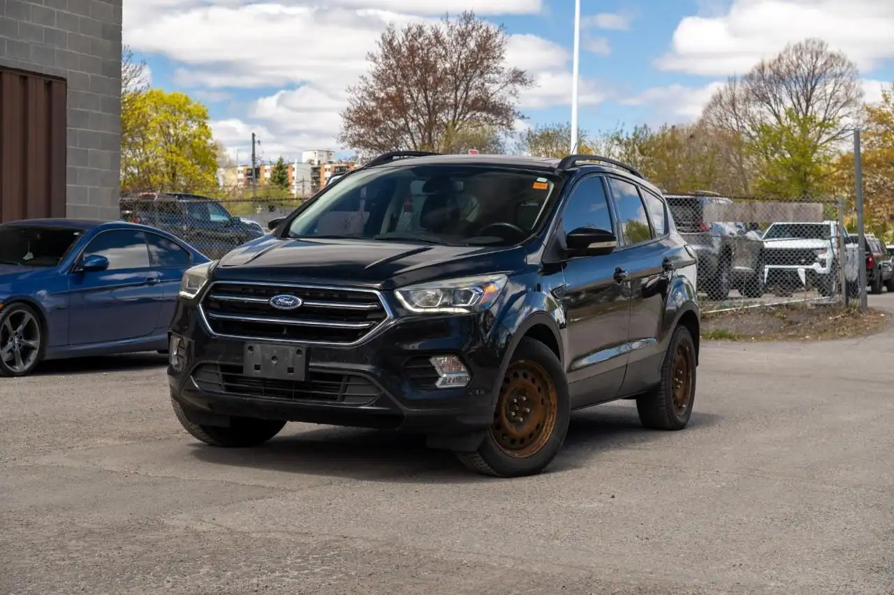 Ford Escape снимка Ford Escape