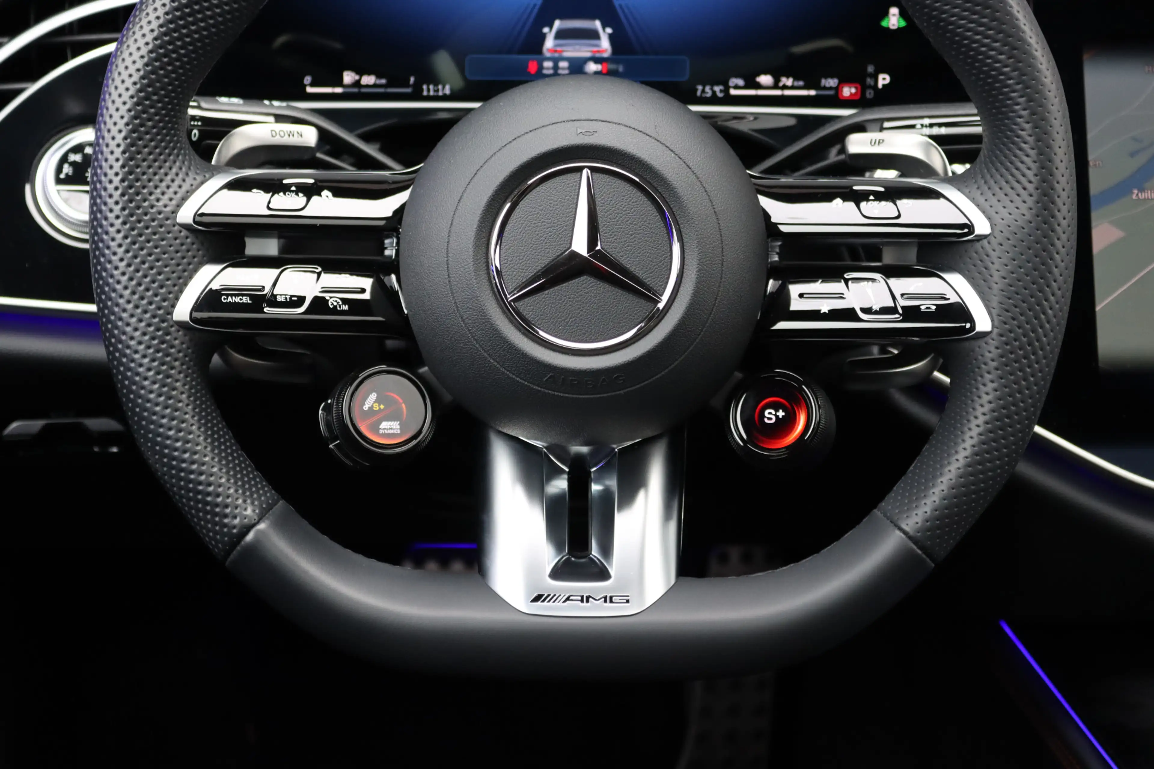 Mercedes-Benz E 53 AMG 4MATIC+ Premium | 585pk | Hyperscreen | Achterasbe — photo 31