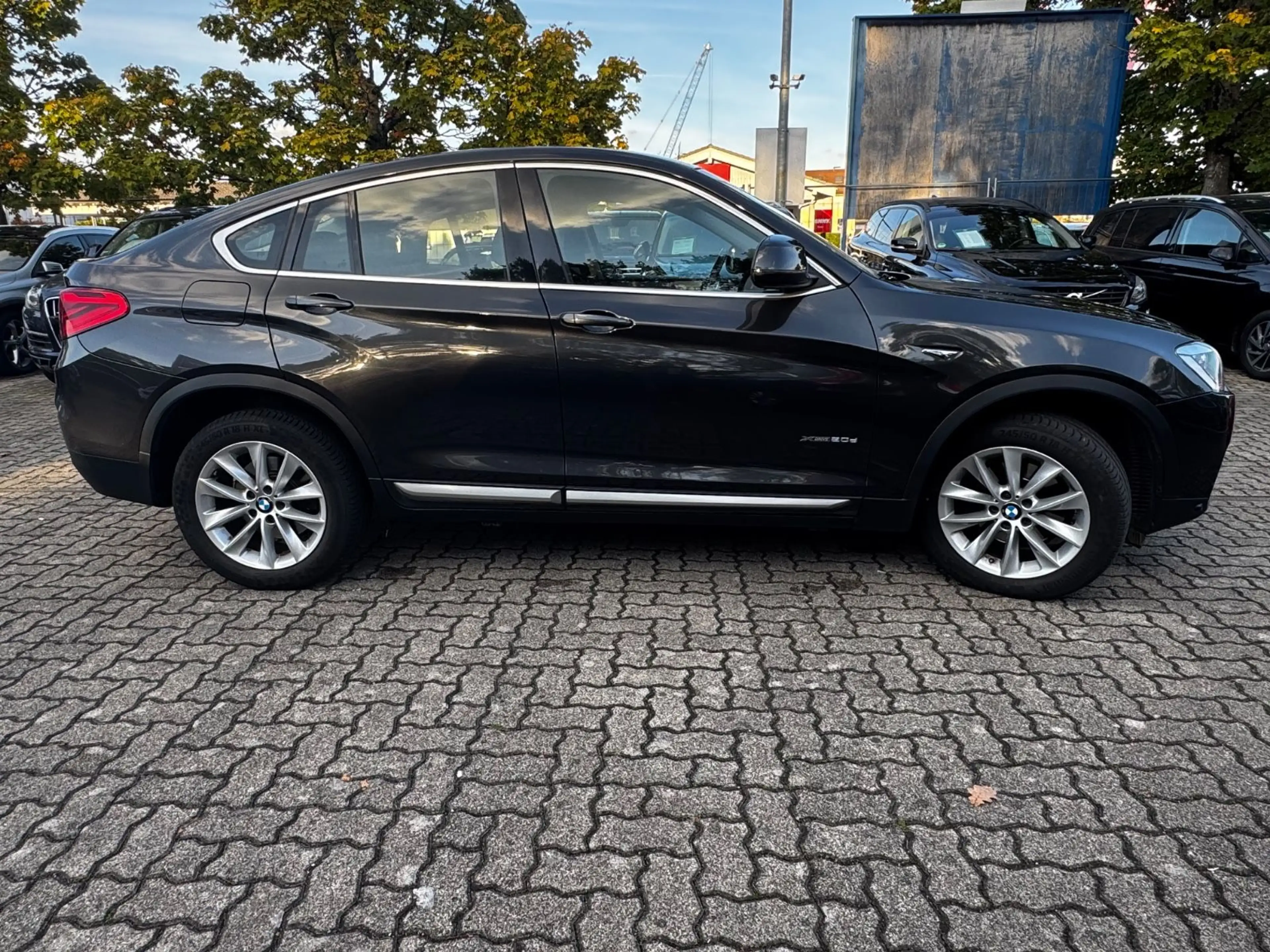 BMW X4 xDrive 20 d xLine *PDC/Xenon/Kamera* — photo 4