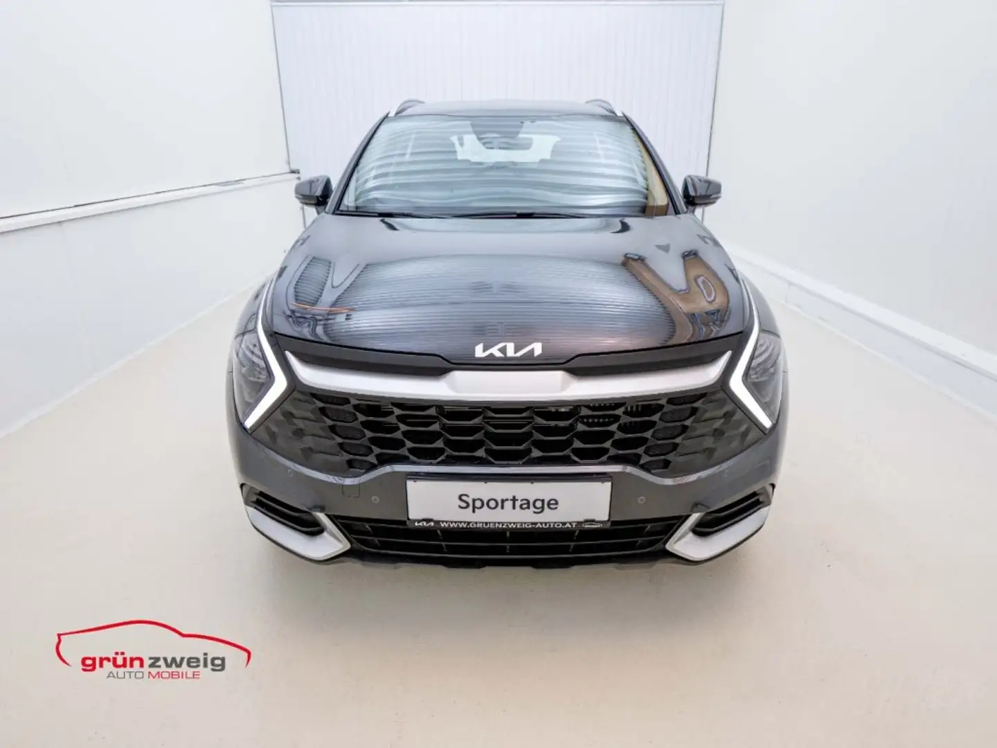 Kia Sportage /SILBER/UVO/1.6 CRDI 48V/DCT7/0/ Schwarz - 2