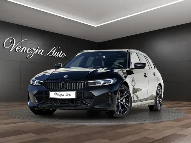 BMW 330 330d M Sport 286cv xDrive Gancio Tetto Panoramico ACC Matrix LED Keyless Navi Ambient 360