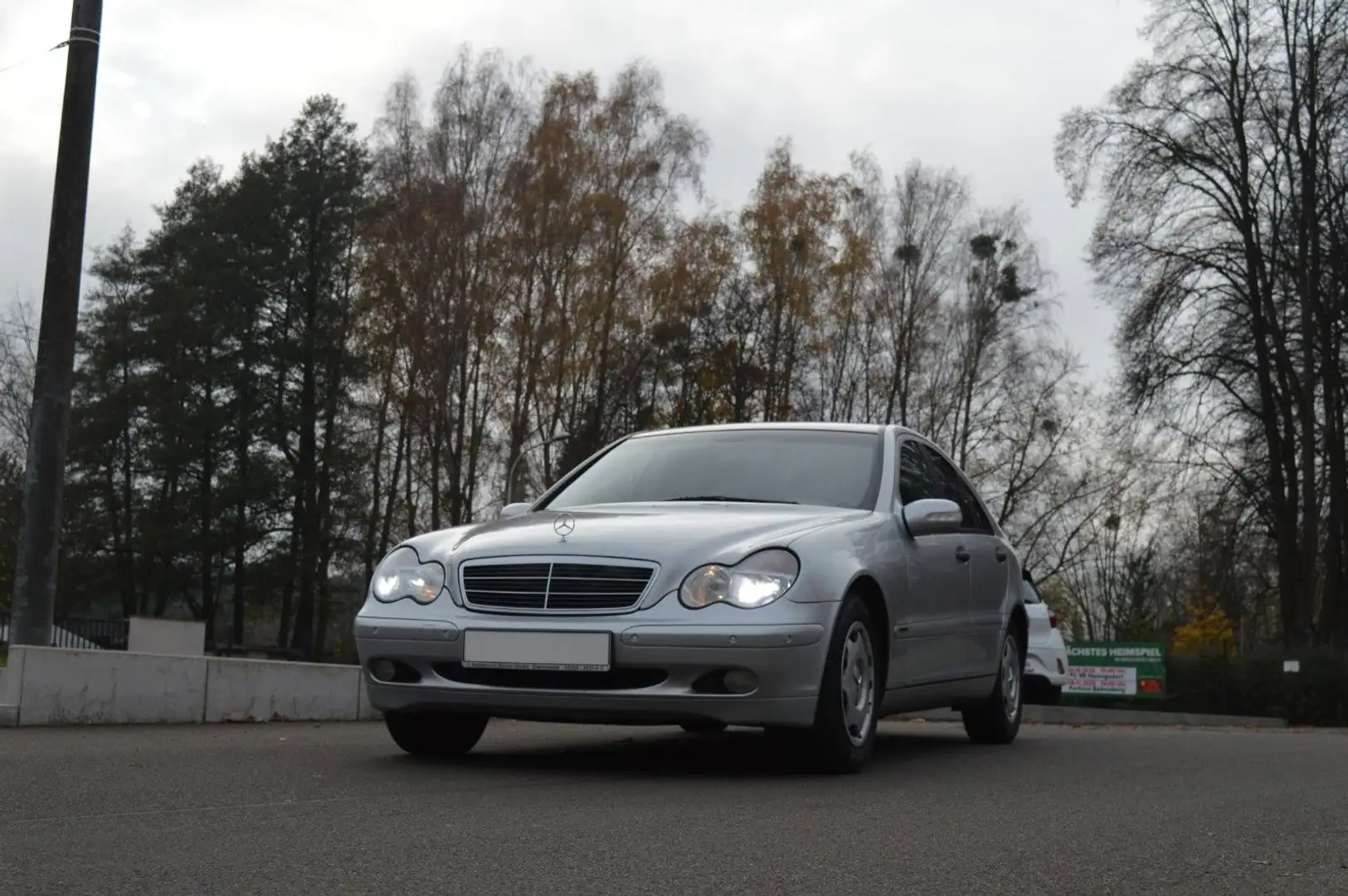 Mercedes-Benz C 180 C Limousine C 180 Kompressor Silber - 2