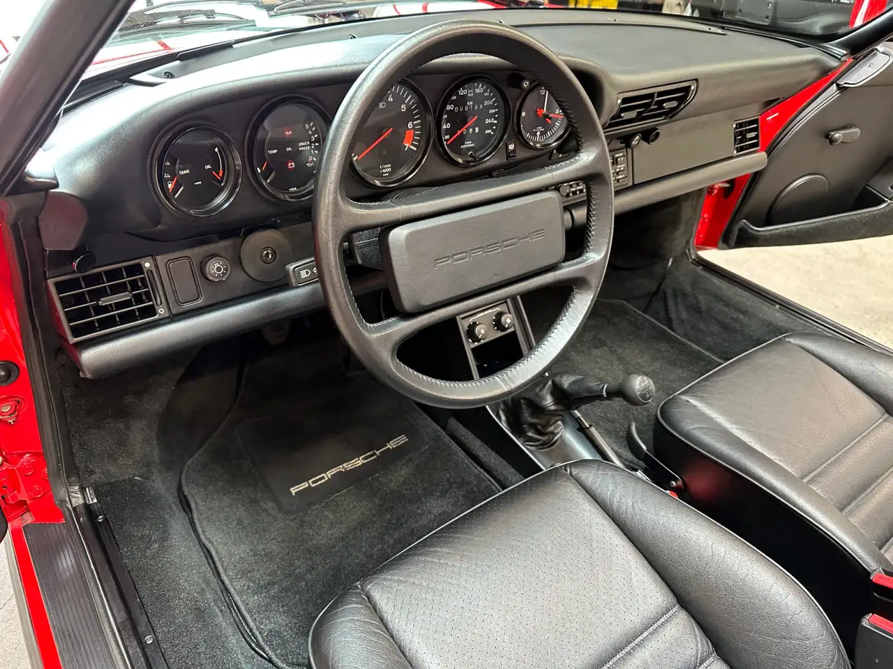 Porsche 911 снимка Porsche 911