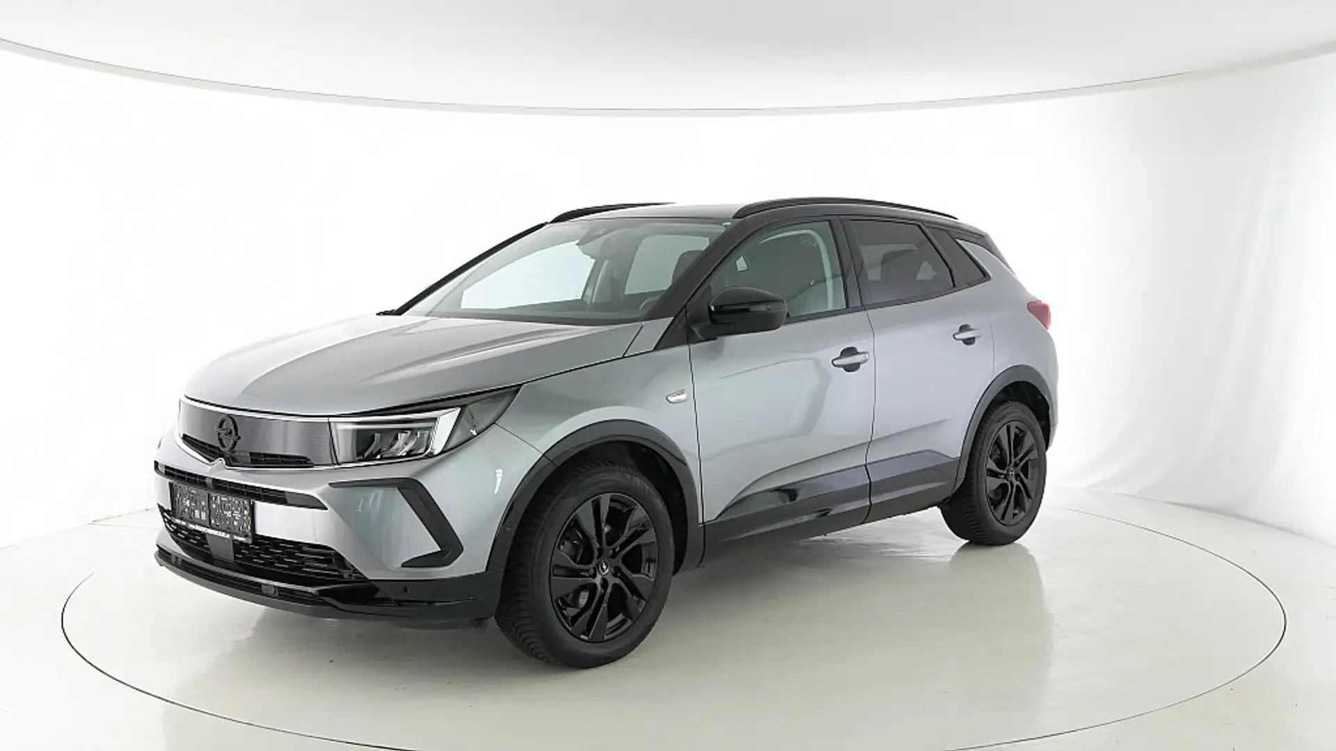 Opel Grandland 1,2 Turbo Dir. Inj. GS Line S/S Aut. Silber - 1