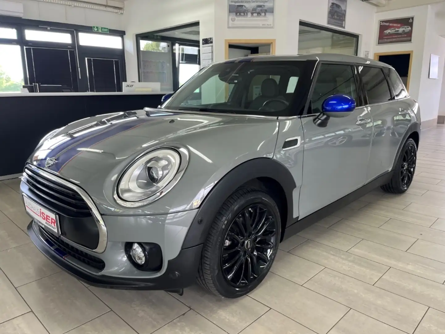 MINI One Clubman PDCv+h Klimaautom Temp SHZ LED BT USB Gris - 2