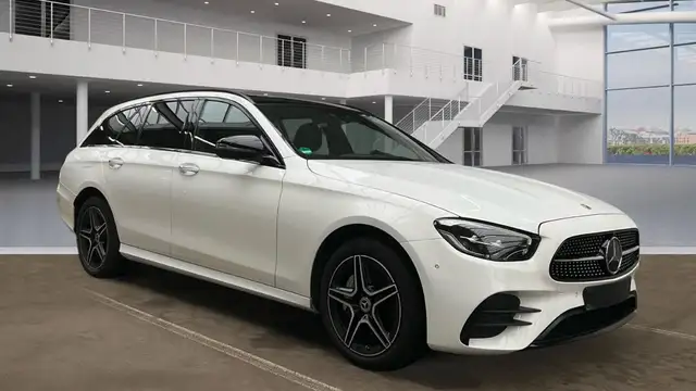 Mercedes-Benz E 300 de AMG Allrad 360*Pano*Burmest*Distro*AHK*