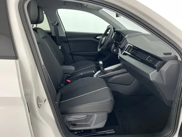 Audi A1 view 9