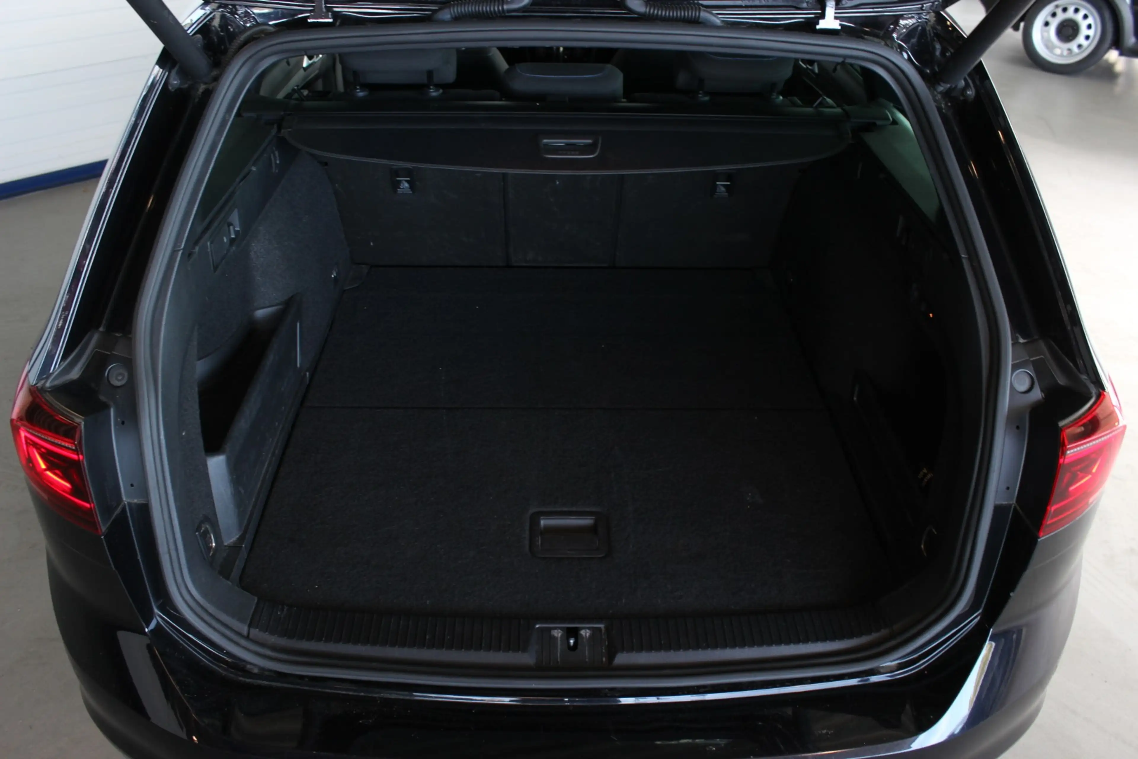 Volkswagen Passat Variant 1.4 TSI PHEV GTE Business SOH 90% | Trekhaak | 360 — photo 6