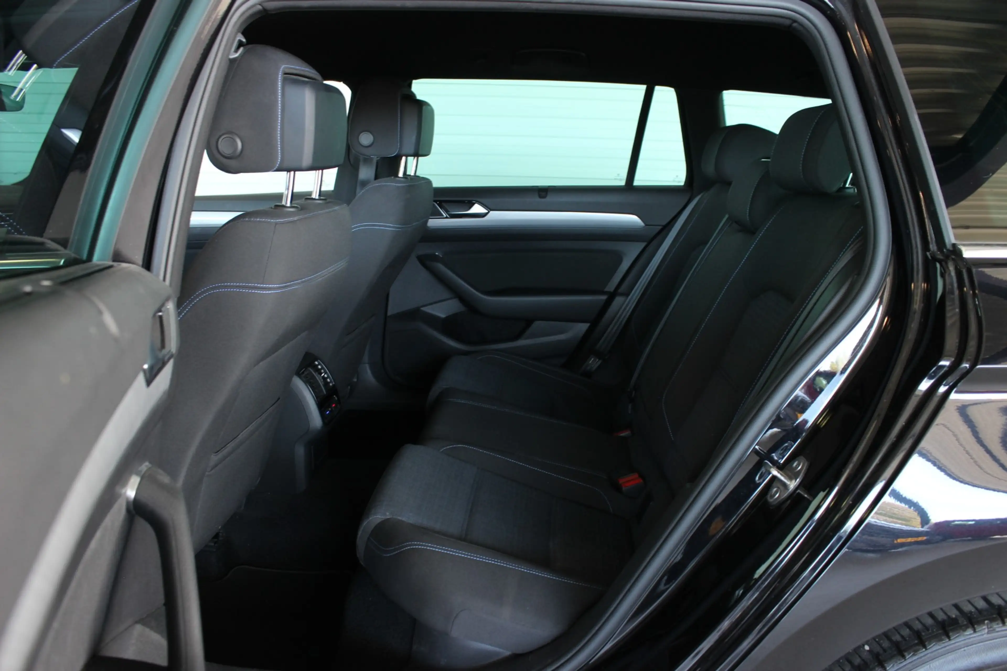 Volkswagen Passat Variant 1.4 TSI PHEV GTE Business SOH 90% | Trekhaak | 360 — photo 5