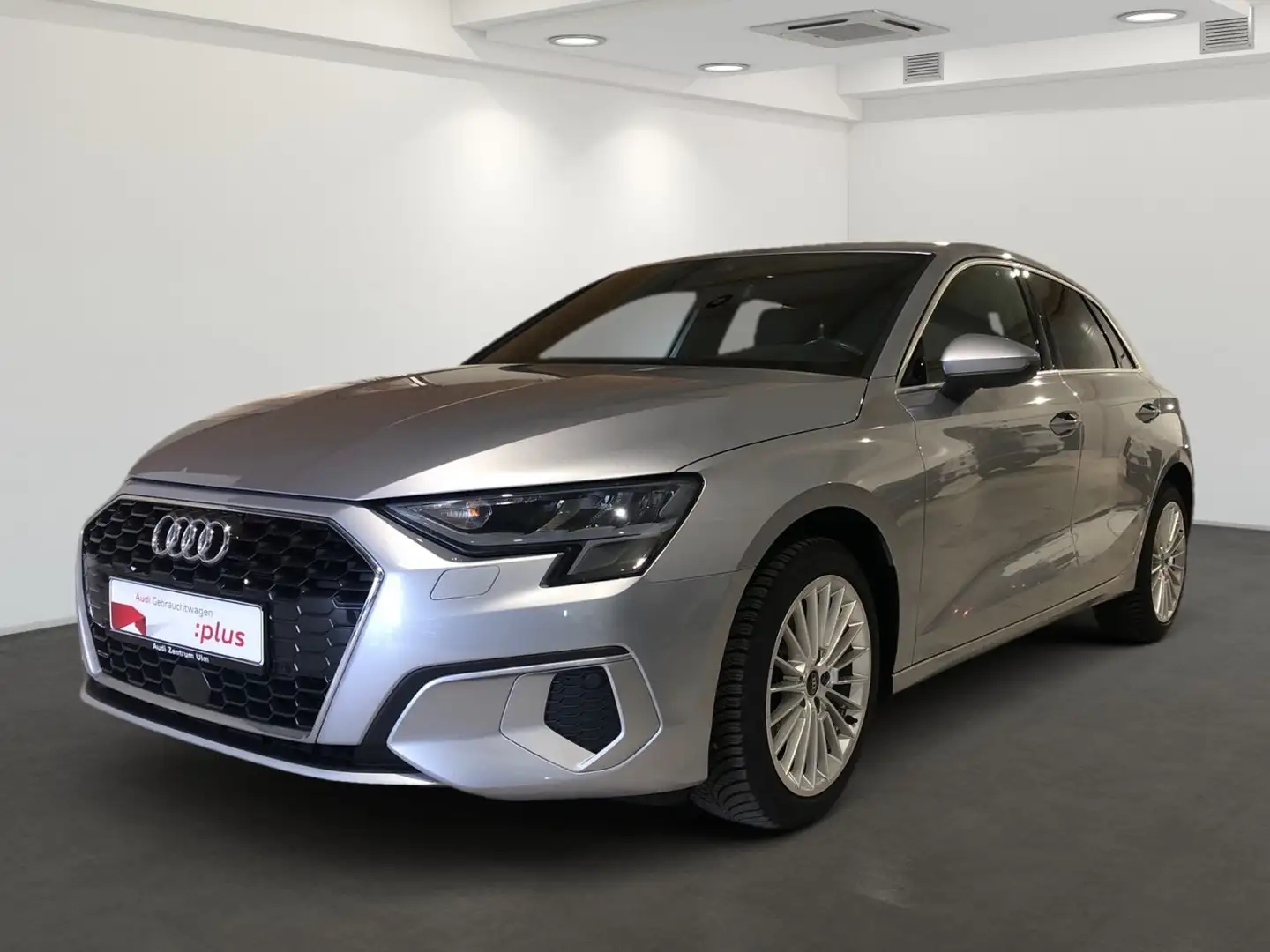 Audi A3 advanced 30 TFSI NAV+ VIRTUAL PDC Silber - 2