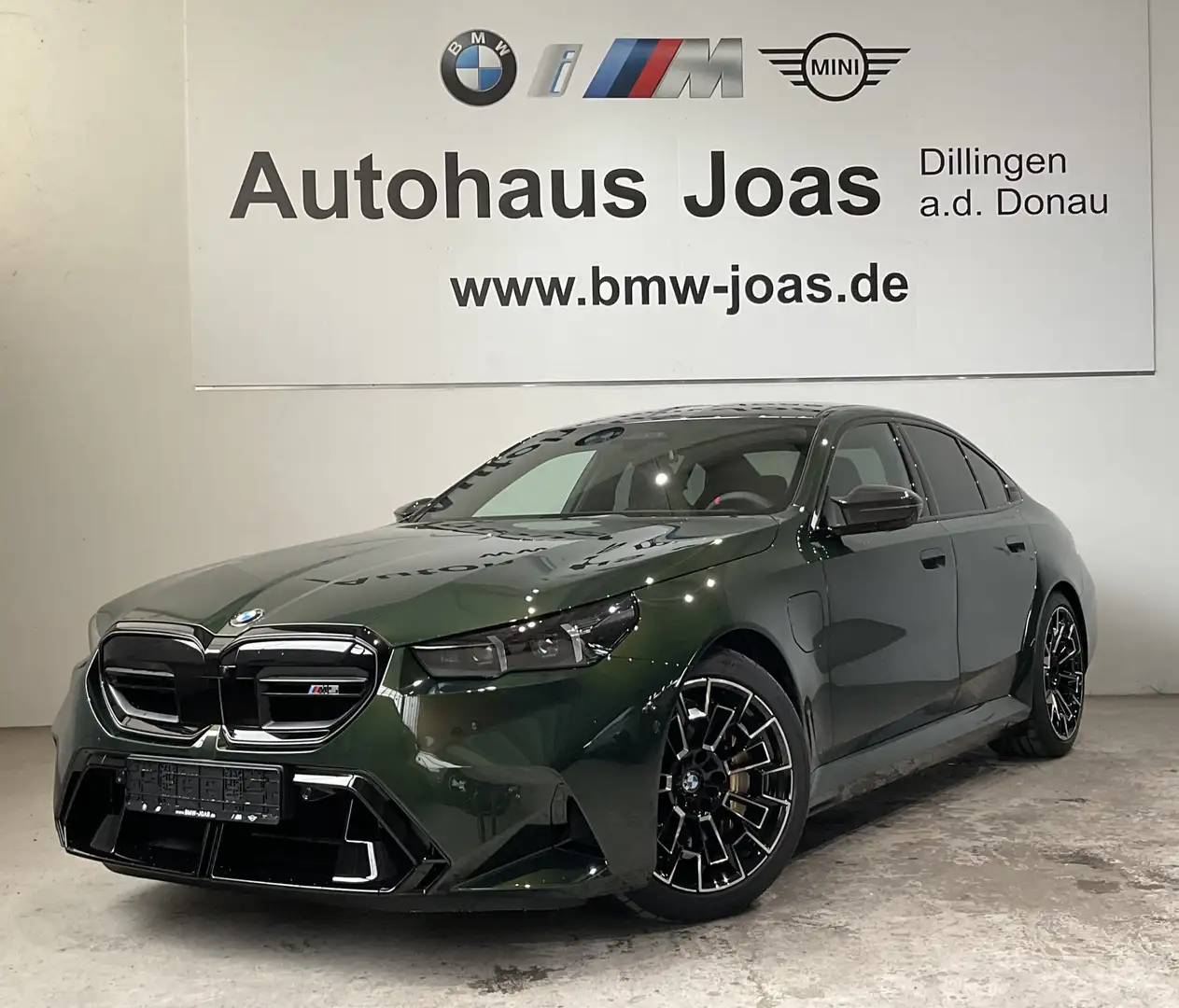 BMW M5 Limousine *AHK *Sitzbelüftung *Komfortzugang Grün - 1