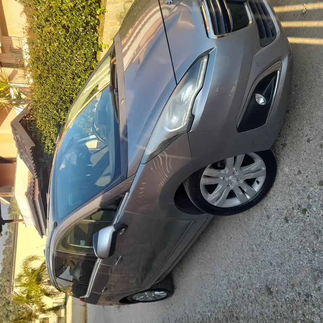 Peugeot 5008 1.6 hdi 8v Allure 115cv - 1