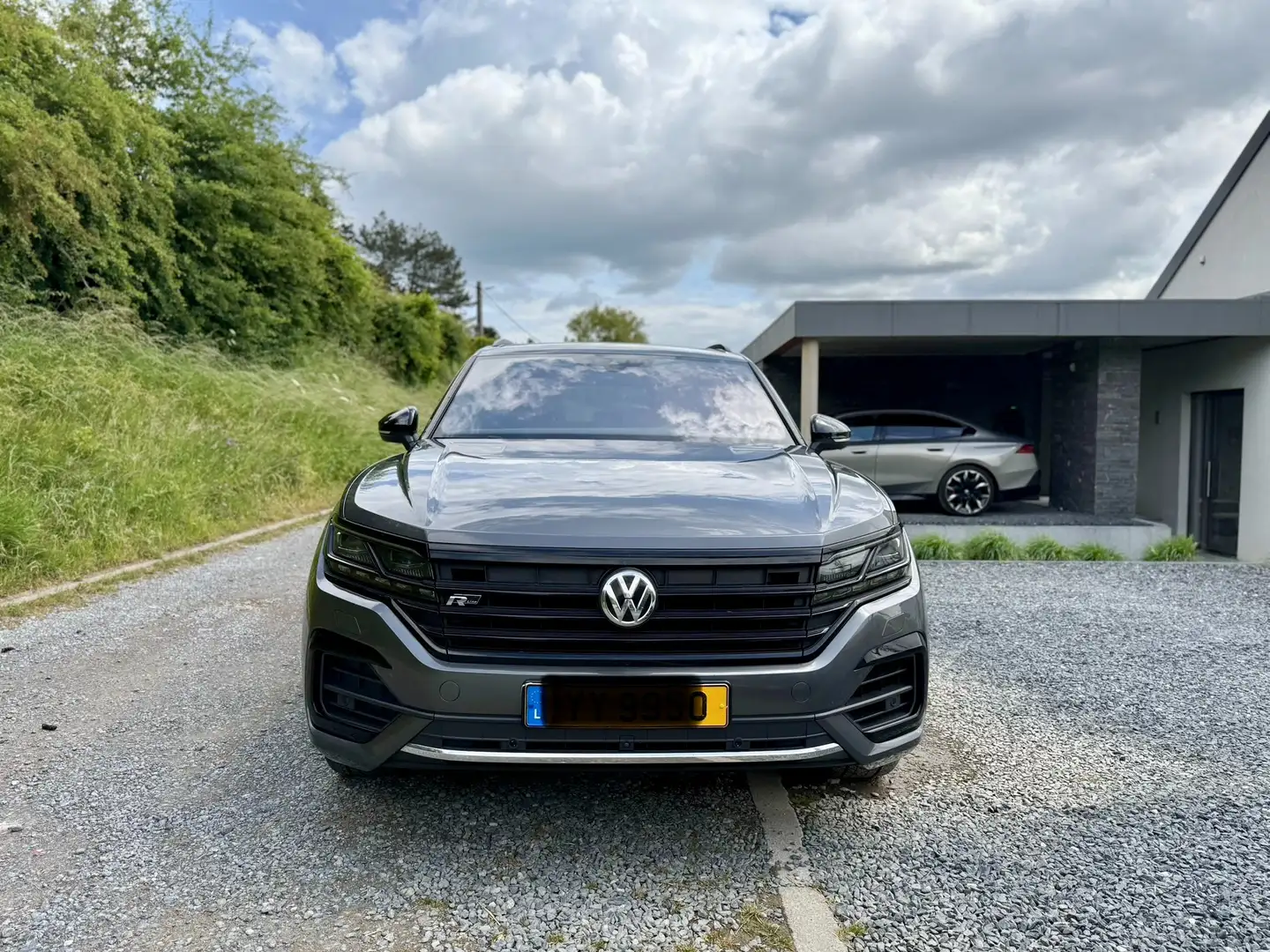 Volkswagen Touareg 3.0 TDI 286ch Tiptronic 8 4Motion R-Line Exclusive Gris - 2