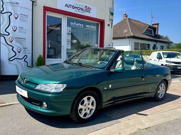Cabriolet 1.6 i 90 ch ROLAND GARROS