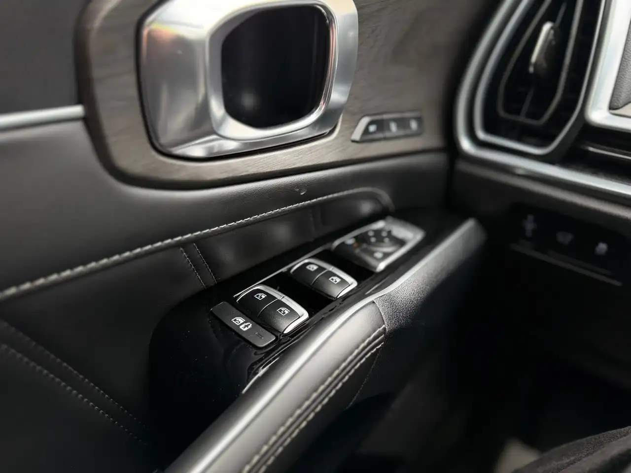 Kia Sorento снимка Kia Sorento