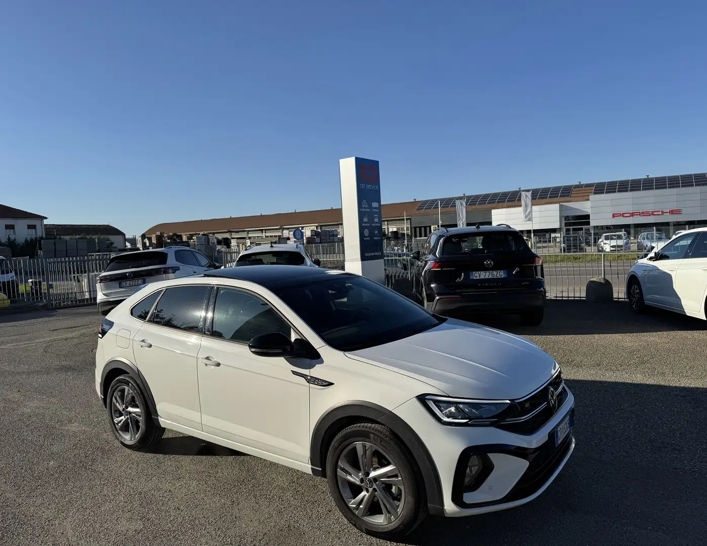 Volkswagen Taigo 1.0 tsi R-Line 110cv dsg / PRONTA / PROMO Weiß - 1