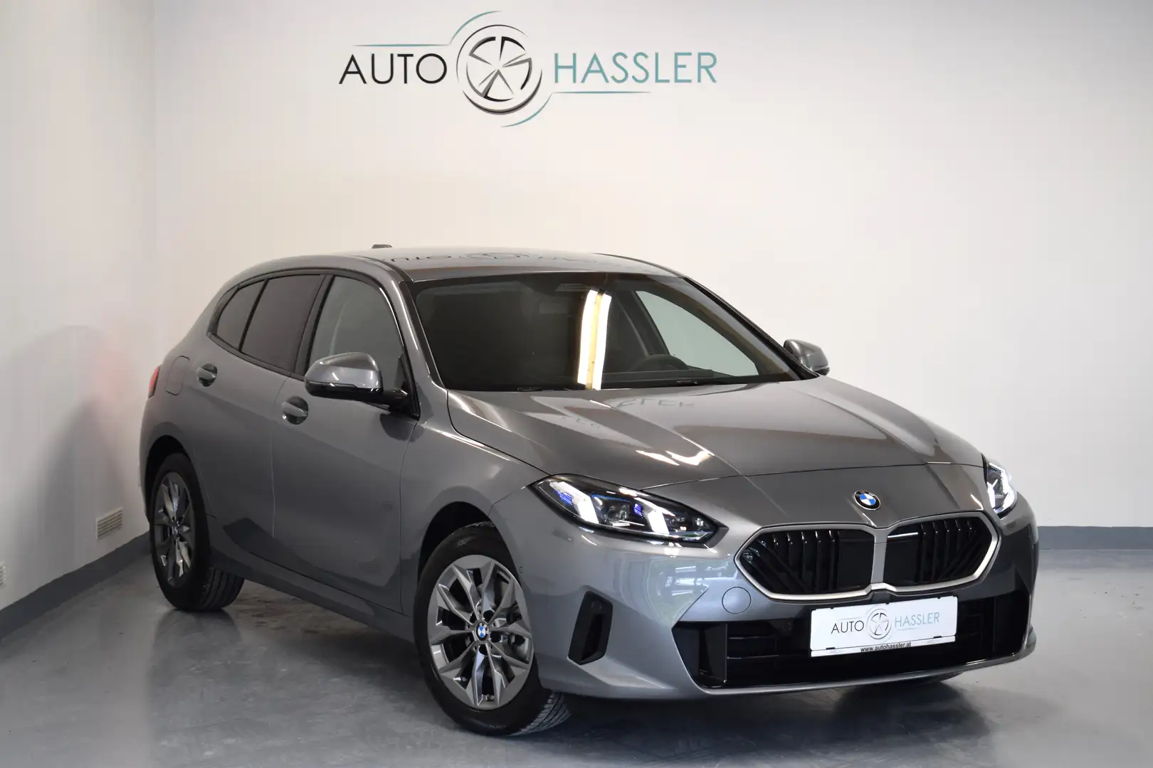 BMW 118 d Grau - 2