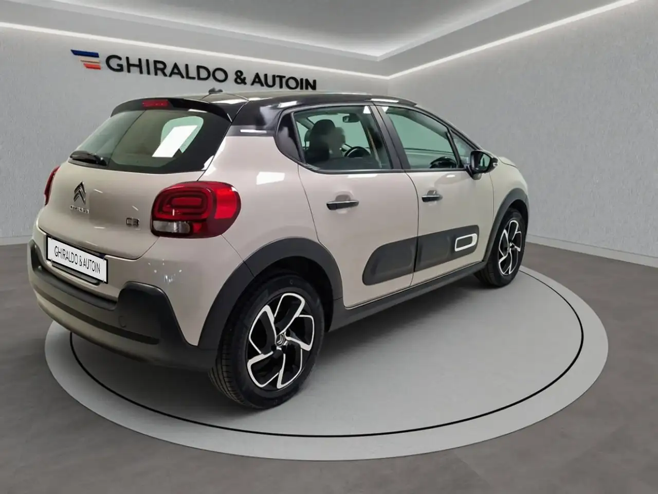 Citroen C3 III 2017 1.2 puretech Shine s&s 83cv neopatentati 4