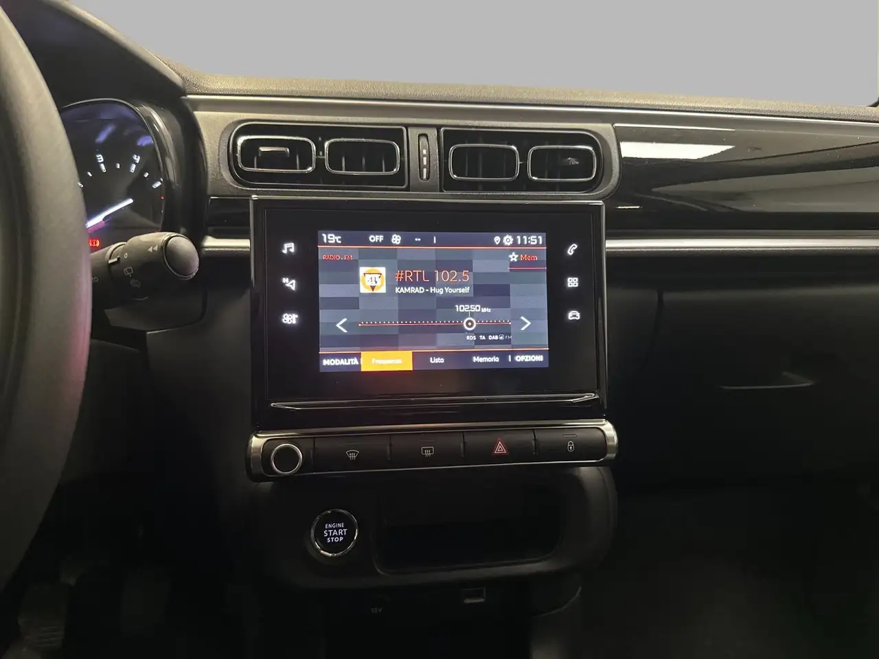Citroen C3 III 2017 1.2 puretech Shine s&s 83cv neopatentati 12