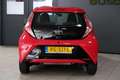 Toyota Aygo 1.0 VVT-i x-play airco/cruise/Bluetooth/camera Rot - thumbnail 16