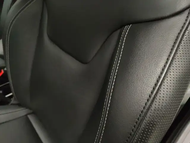 Jeep Renegade view 25
