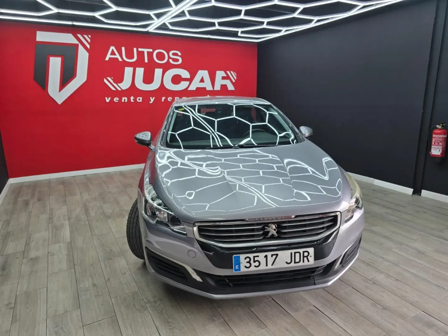 Peugeot 508 2.0HDI Active 140 Plateado - 2