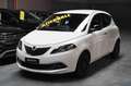 Lancia Ypsilon 1.0 FireFly 5 porte S&S Hybrid Silver Weiß - thumbnail 1