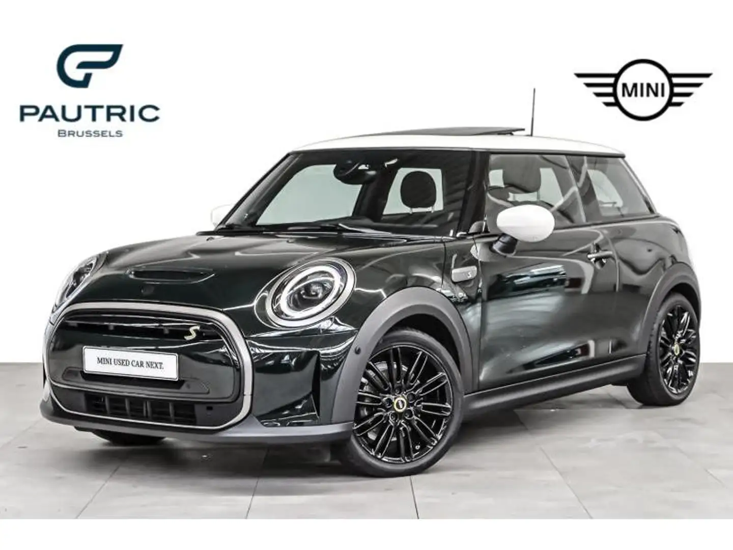 MINI Cooper SE Resolute Edition // HARMAN KARDON // PANO Vert - 1