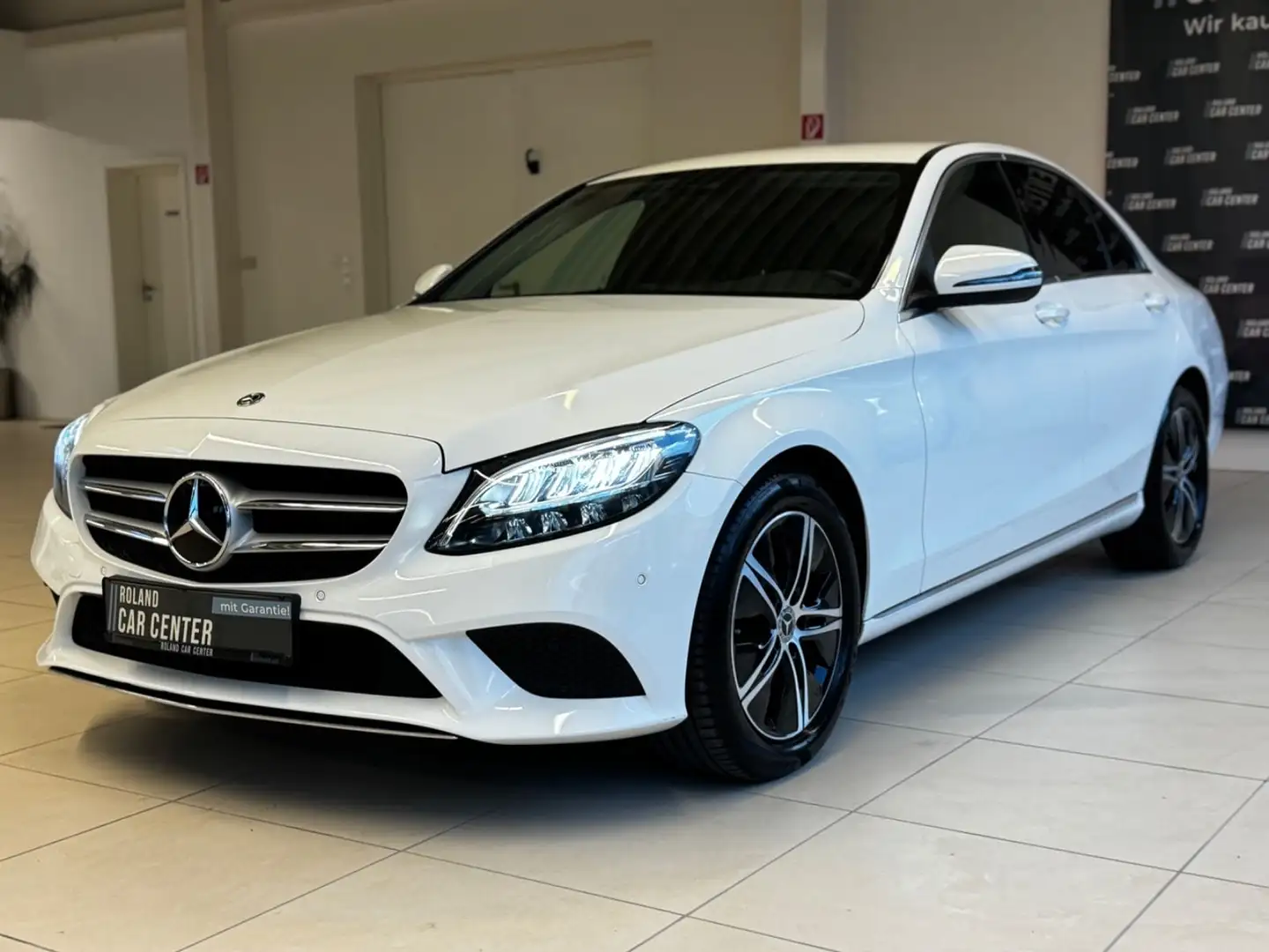 Mercedes-Benz C 180 Limo Aut. Leder LED Sport Navi Ambi Weiß - 1