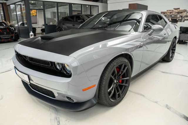 Imagine Dodge Challenger 6,4 SCAT PACK PLUS