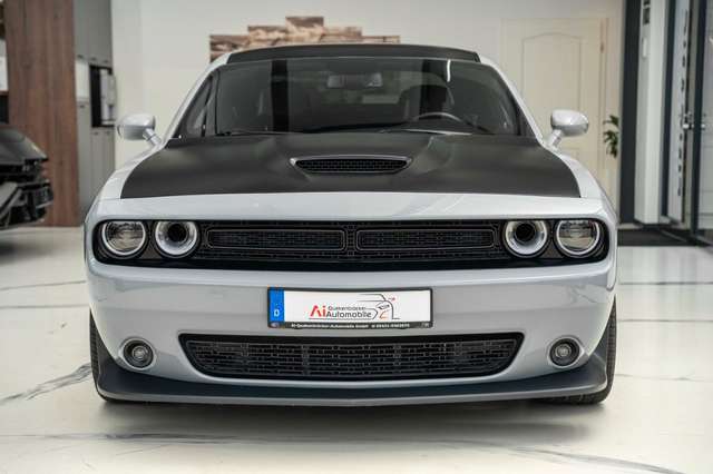 Dodge Challenger 6,4 SCAT PACK PLUS