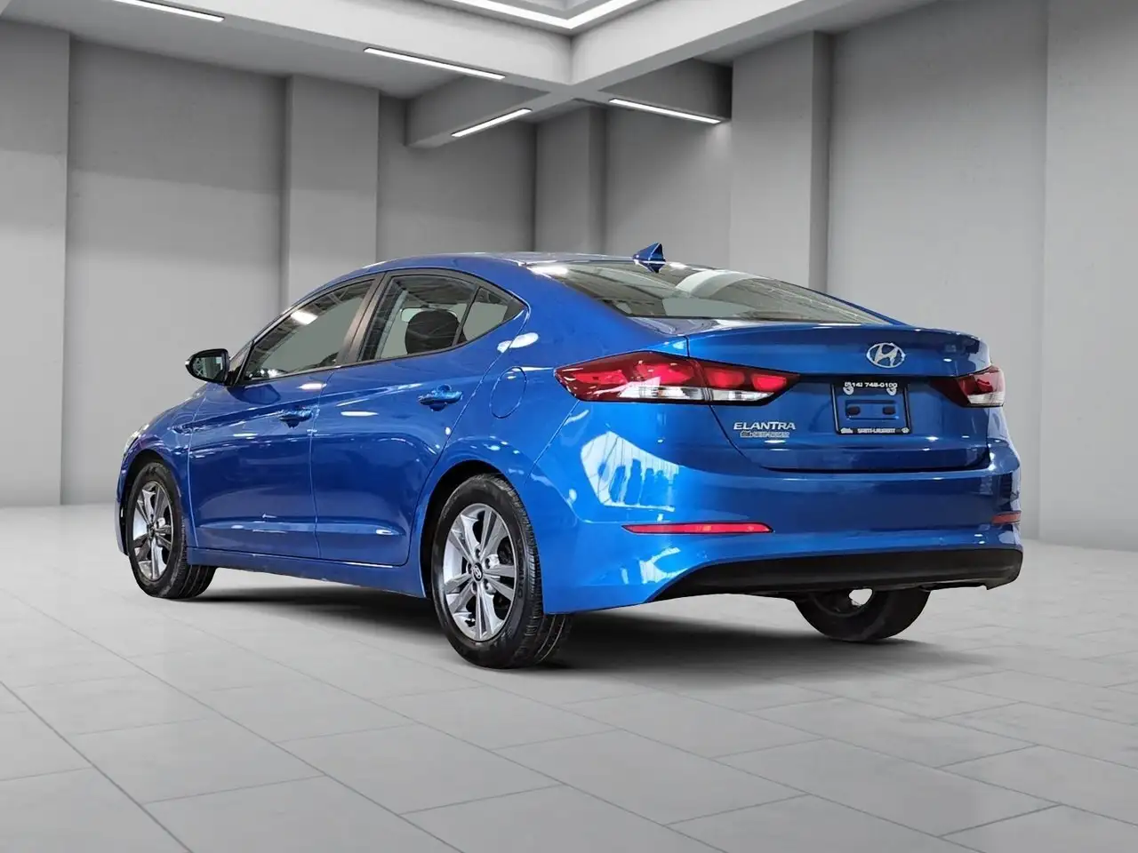 Hyundai ELANTRA снимка Hyundai ELANTRA
