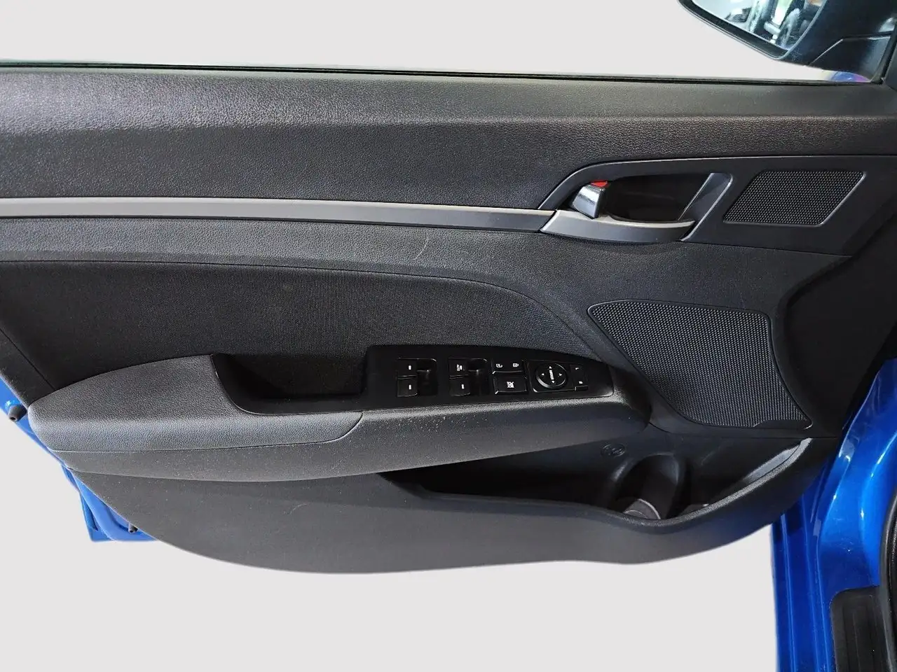 Hyundai ELANTRA снимка Hyundai ELANTRA