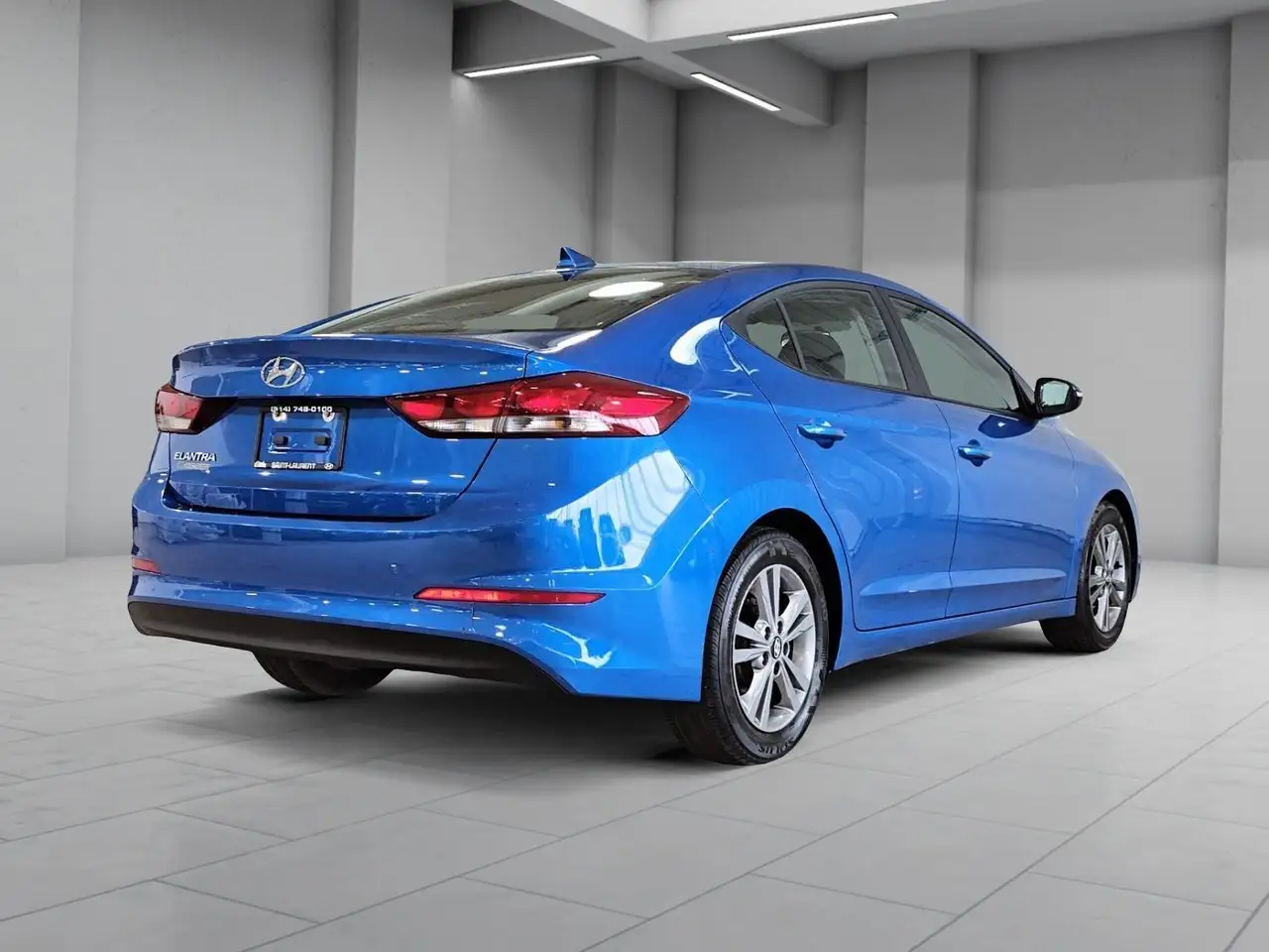 Hyundai ELANTRA снимка Hyundai ELANTRA