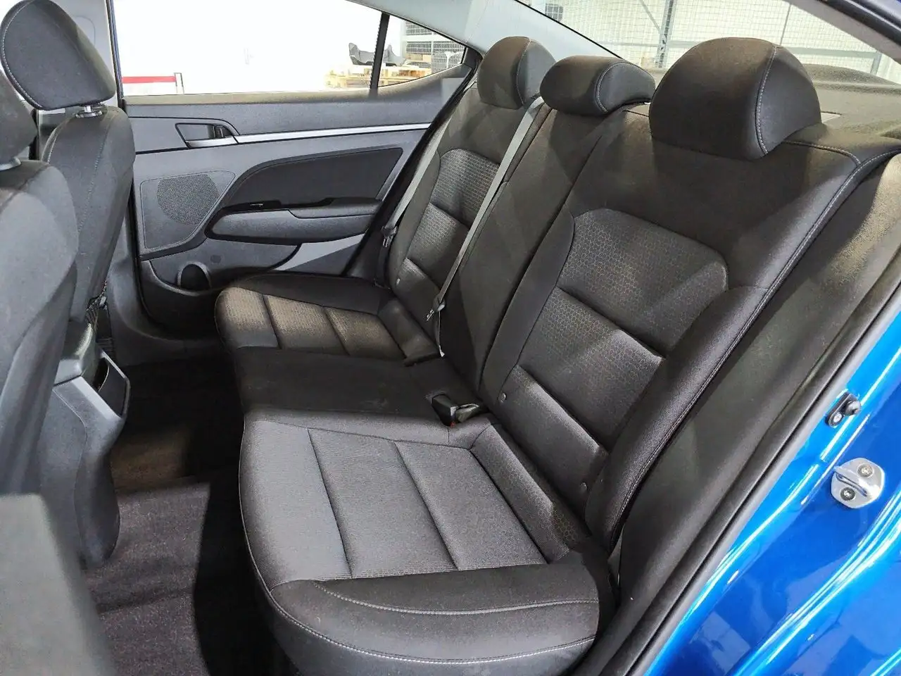 Hyundai ELANTRA снимка Hyundai ELANTRA