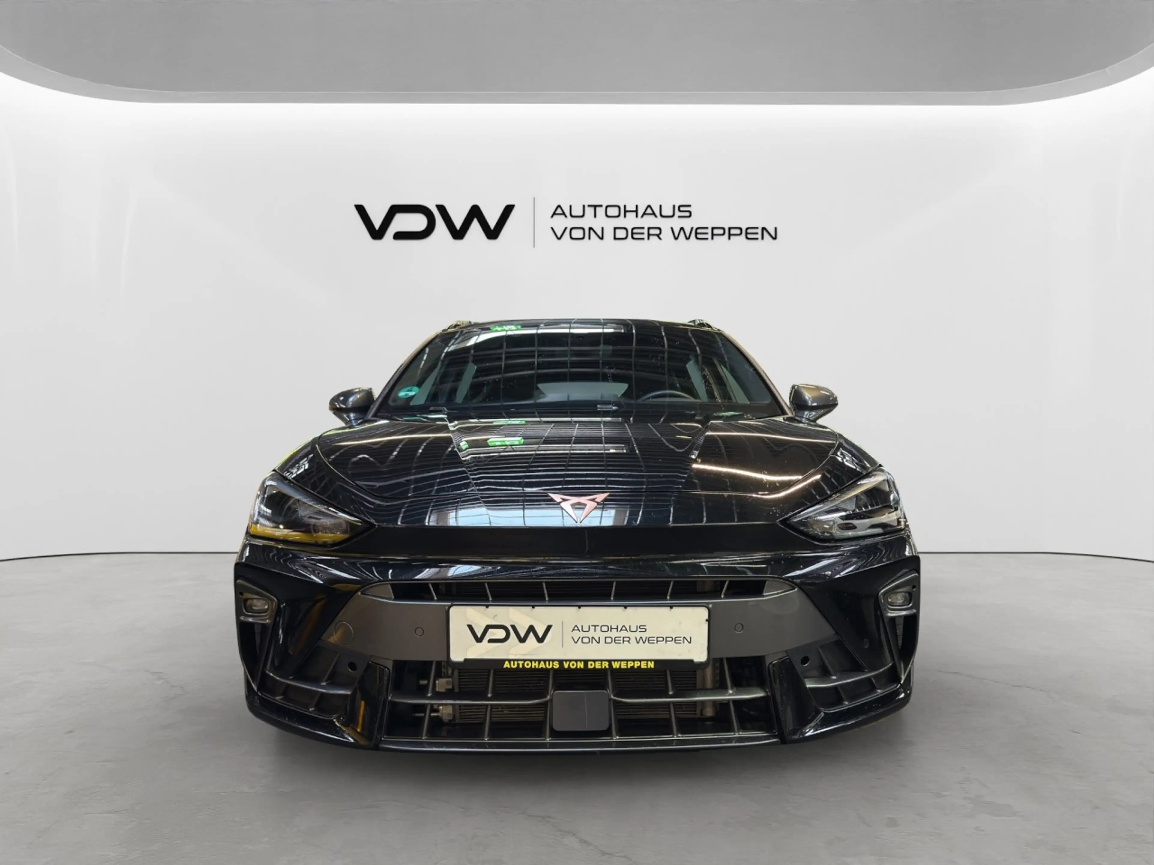 CUPRA Leon Sportstourer 1.5 eTSI 110 kW Klima Navi — photo 2