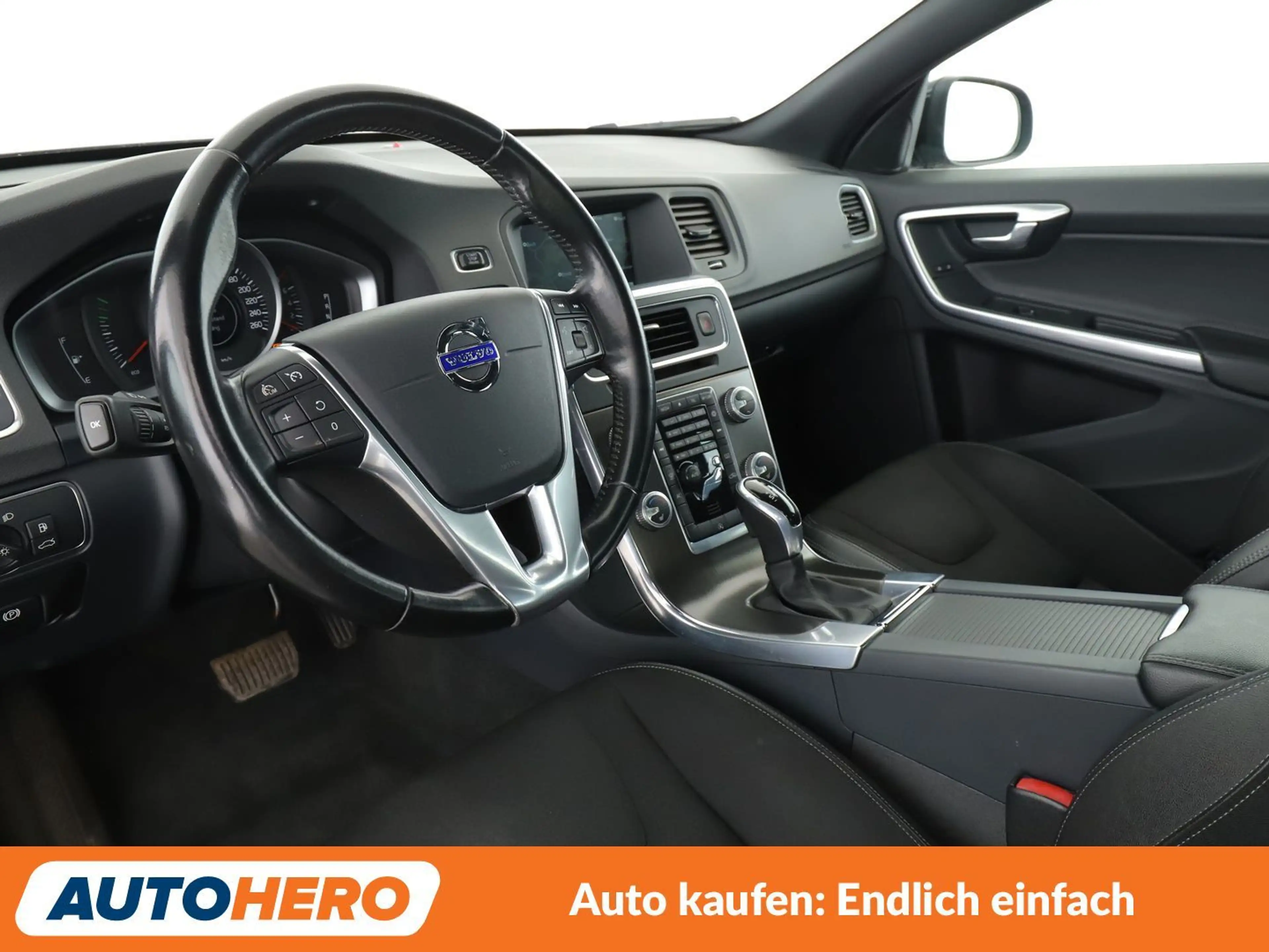 Volvo S60 1.5 Momentum — photo 11