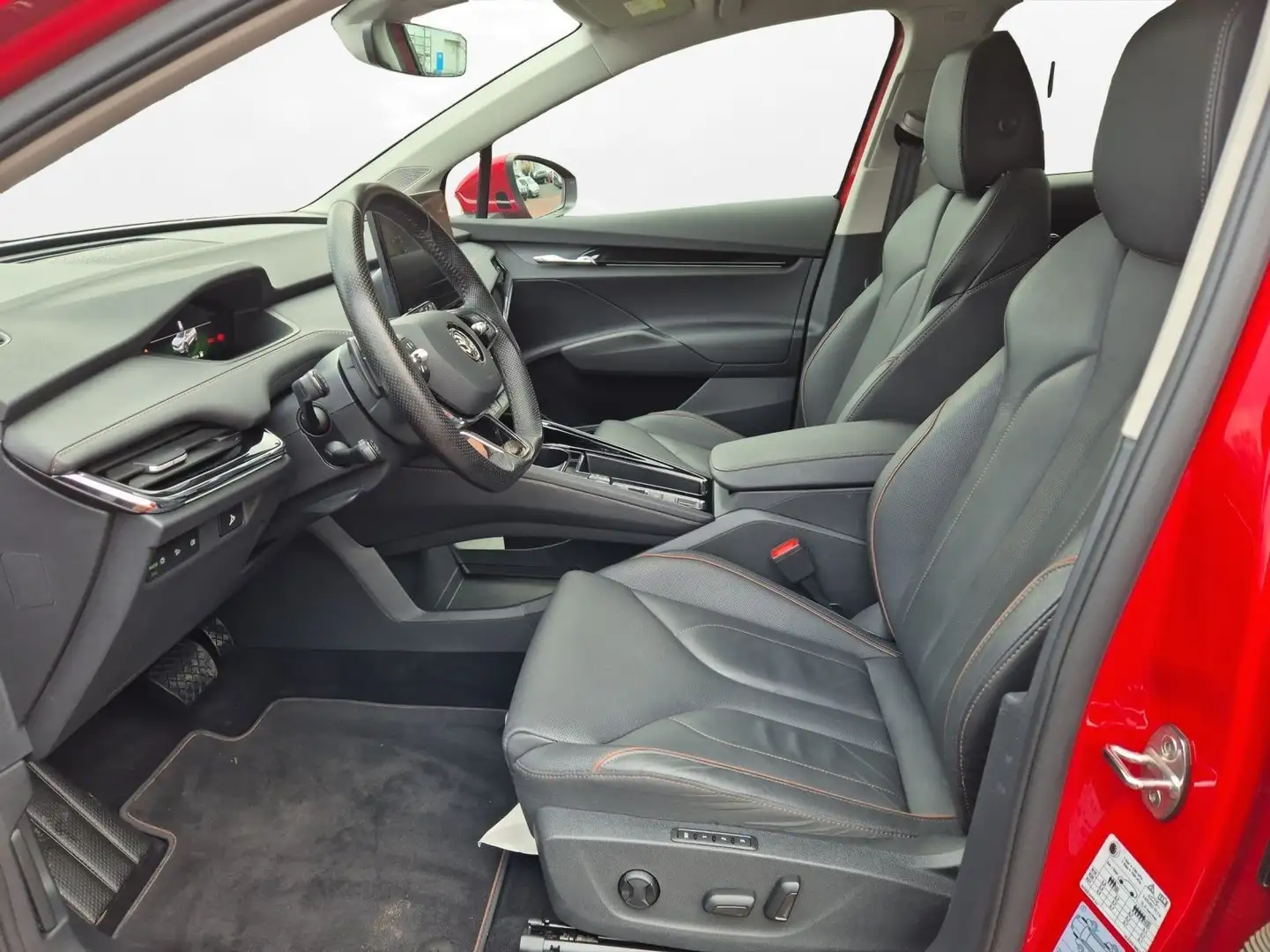 Skoda Enyaq 80  77 kWh Navi Pano Kamera PDC SiHz Rouge - 2
