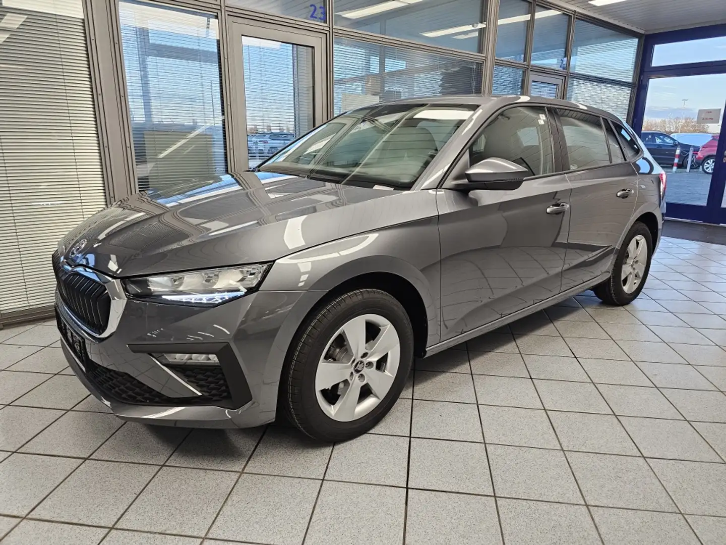 Skoda Scala Selection AHK,Sitzhzg,LED,Kamera,Climatr. Grau - 2