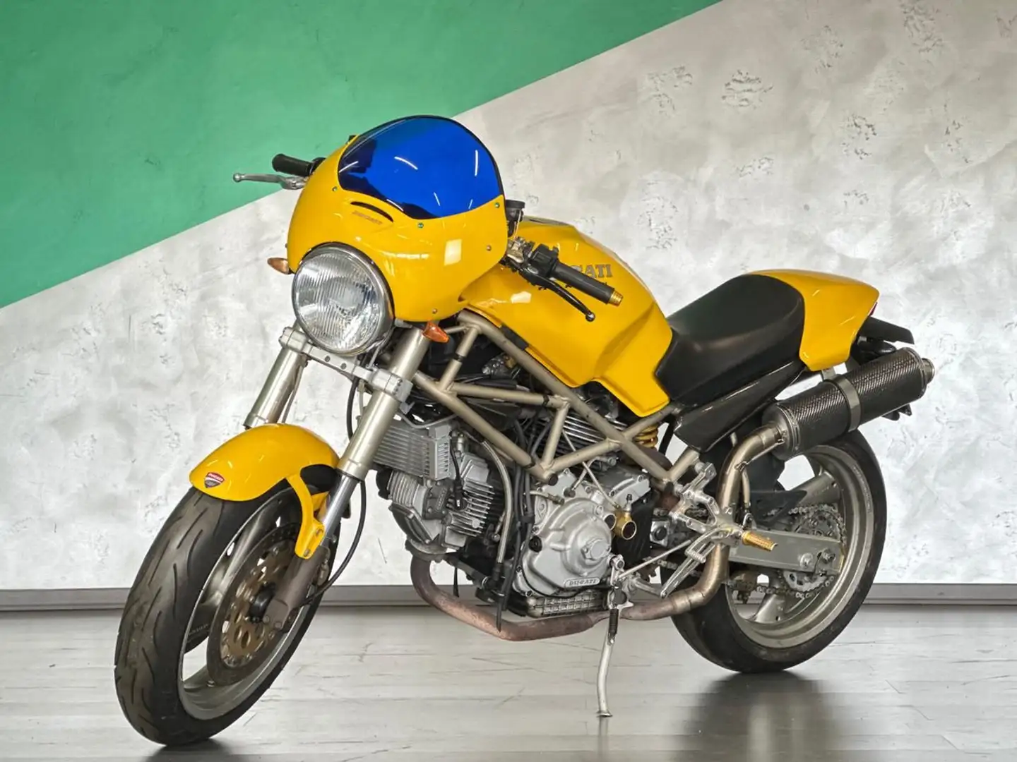 Ducati Monster 900 Frizione a secco*Inserti carbon Look*Cupolino* Giallo - 1