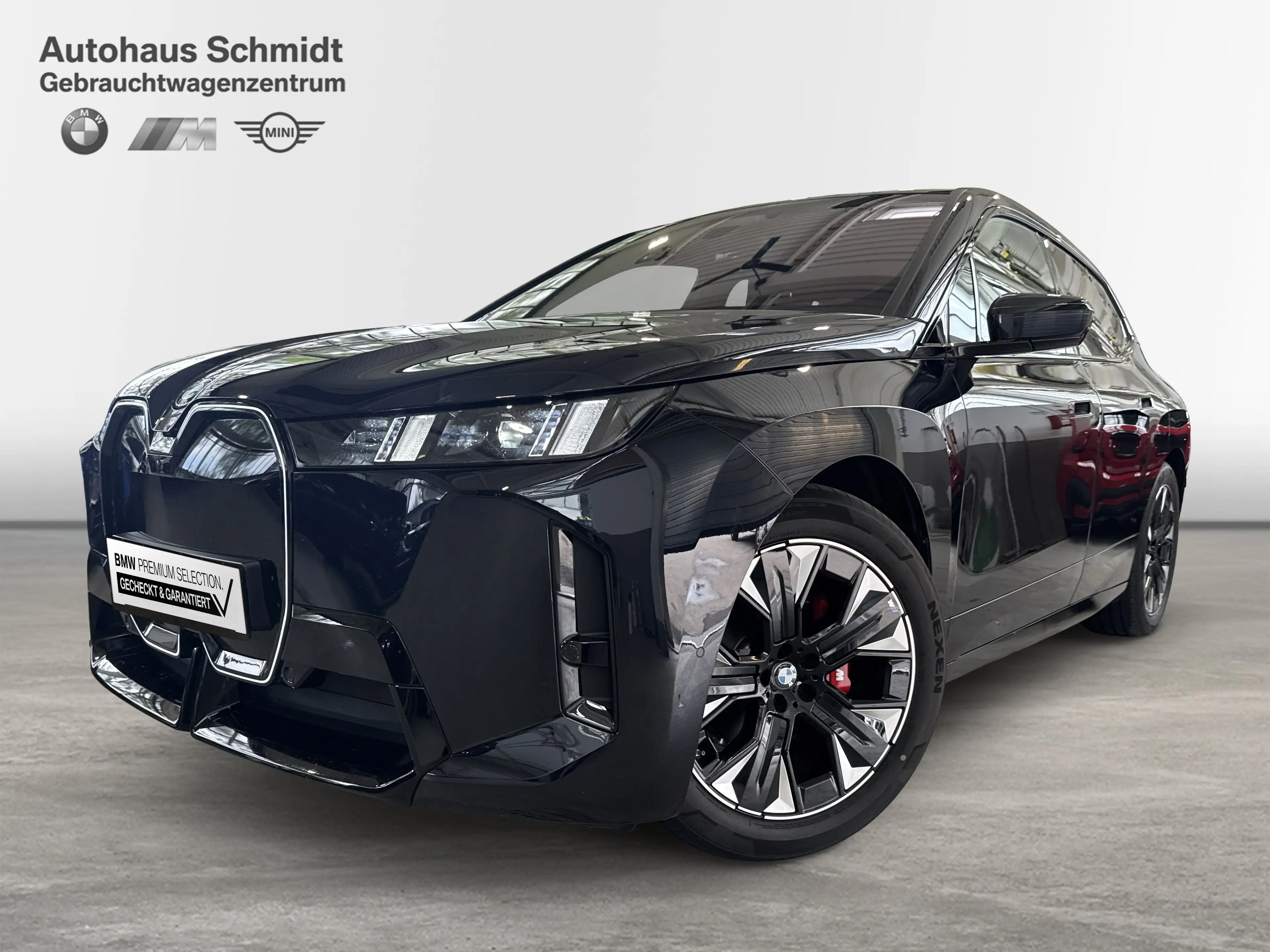 BMW iX xDrive60 693€ netto/mtl.*M Sportpaket Pro*21"*LC P