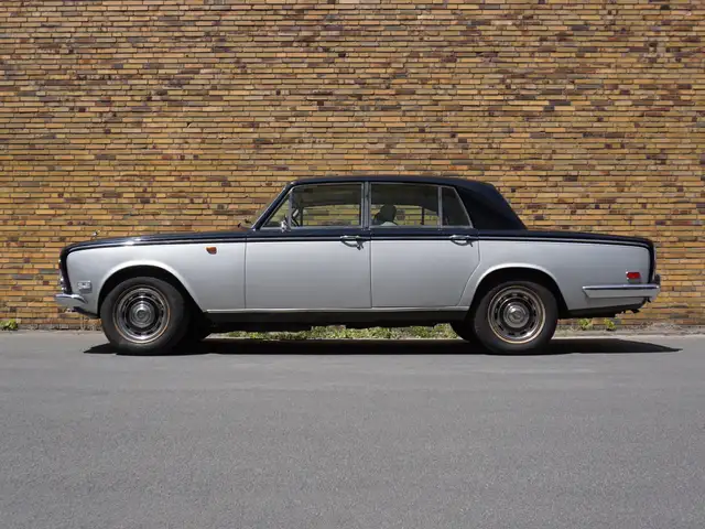 Rolls-Royce Silver Shadow