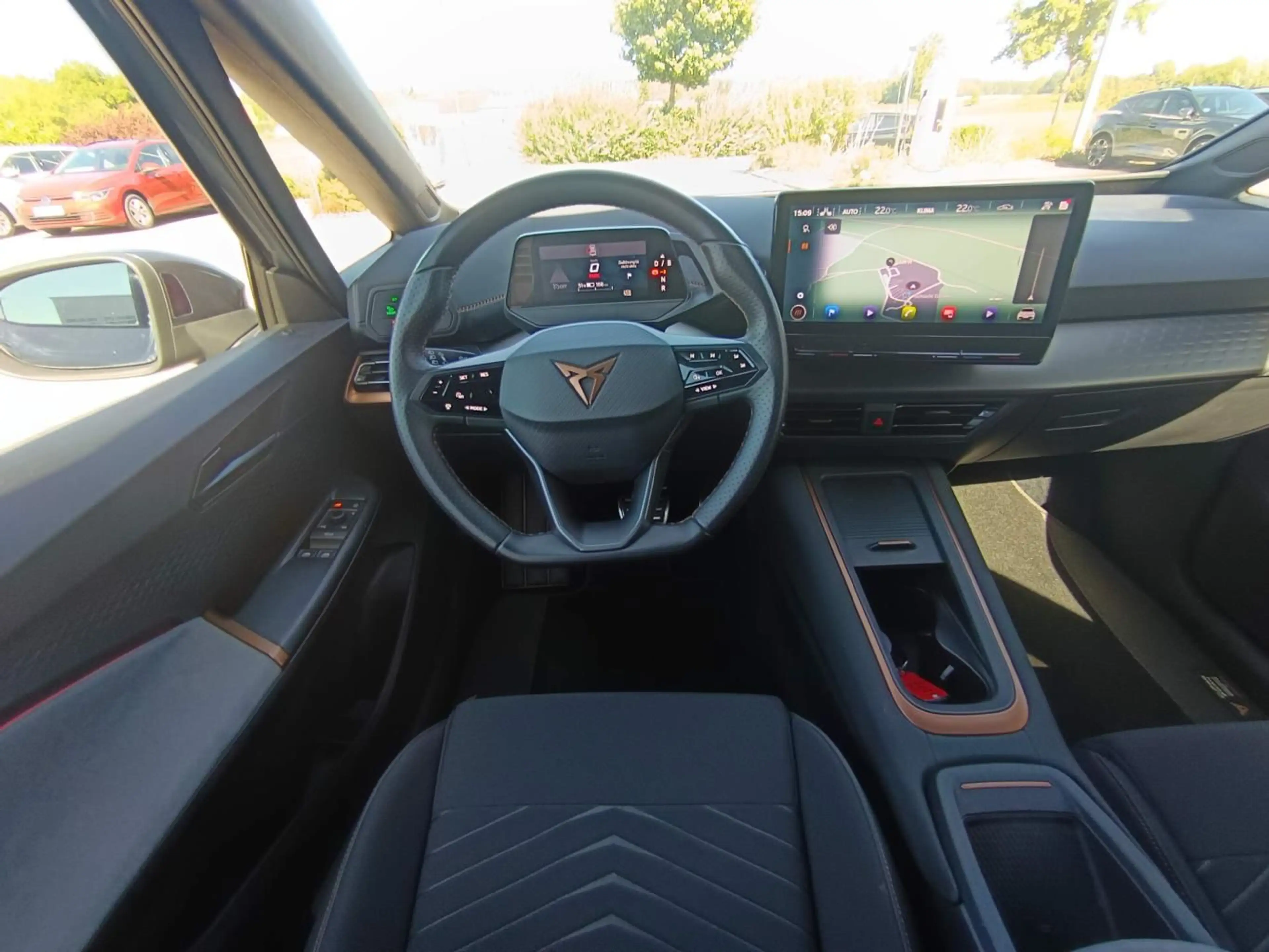 CUPRA Born WÄRMEPUMPE+HEAD-UP+NAVI+KAMERA+LED+CCS+FUL — photo 13