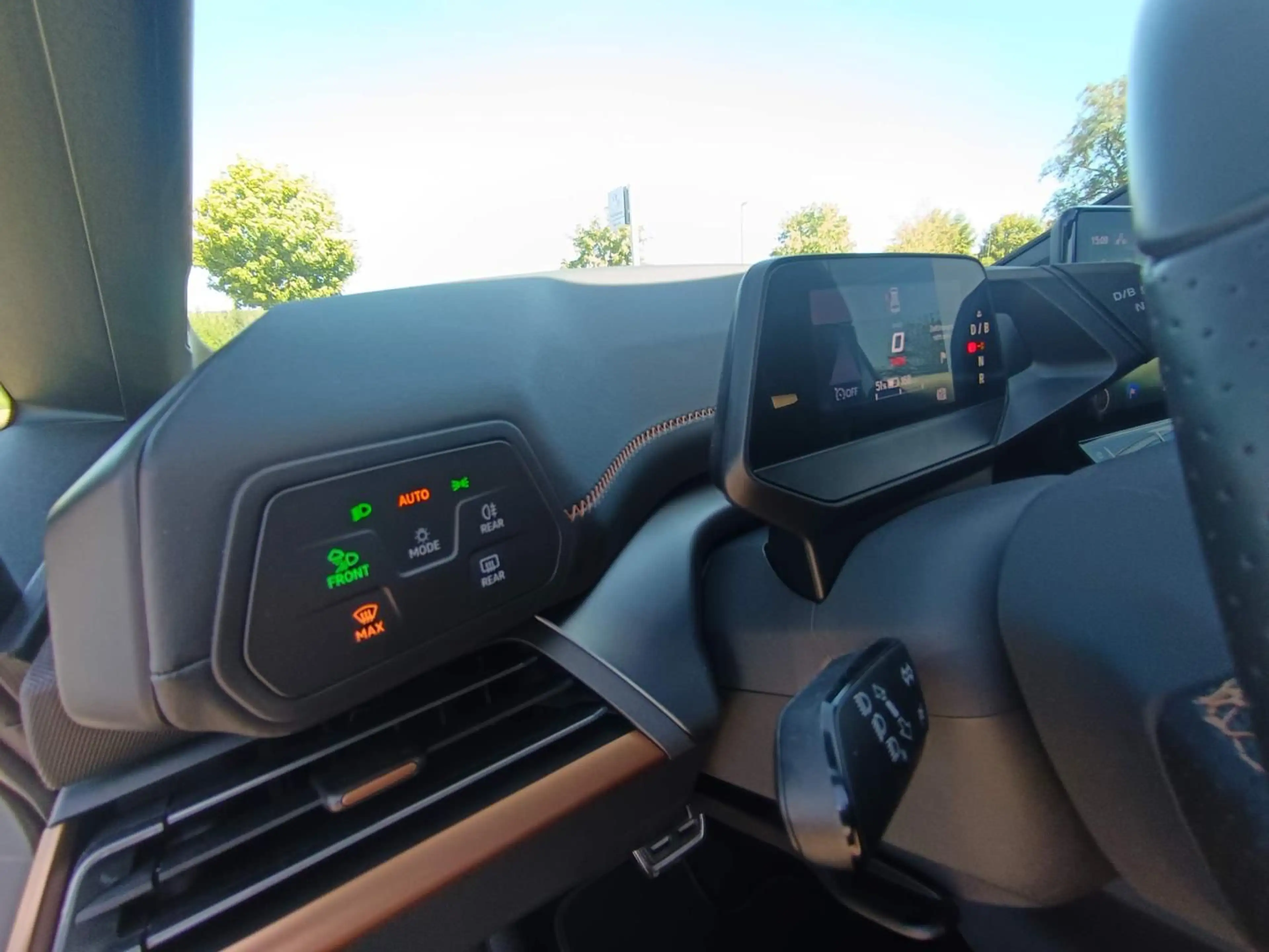 CUPRA Born WÄRMEPUMPE+HEAD-UP+NAVI+KAMERA+LED+CCS+FUL — photo 10