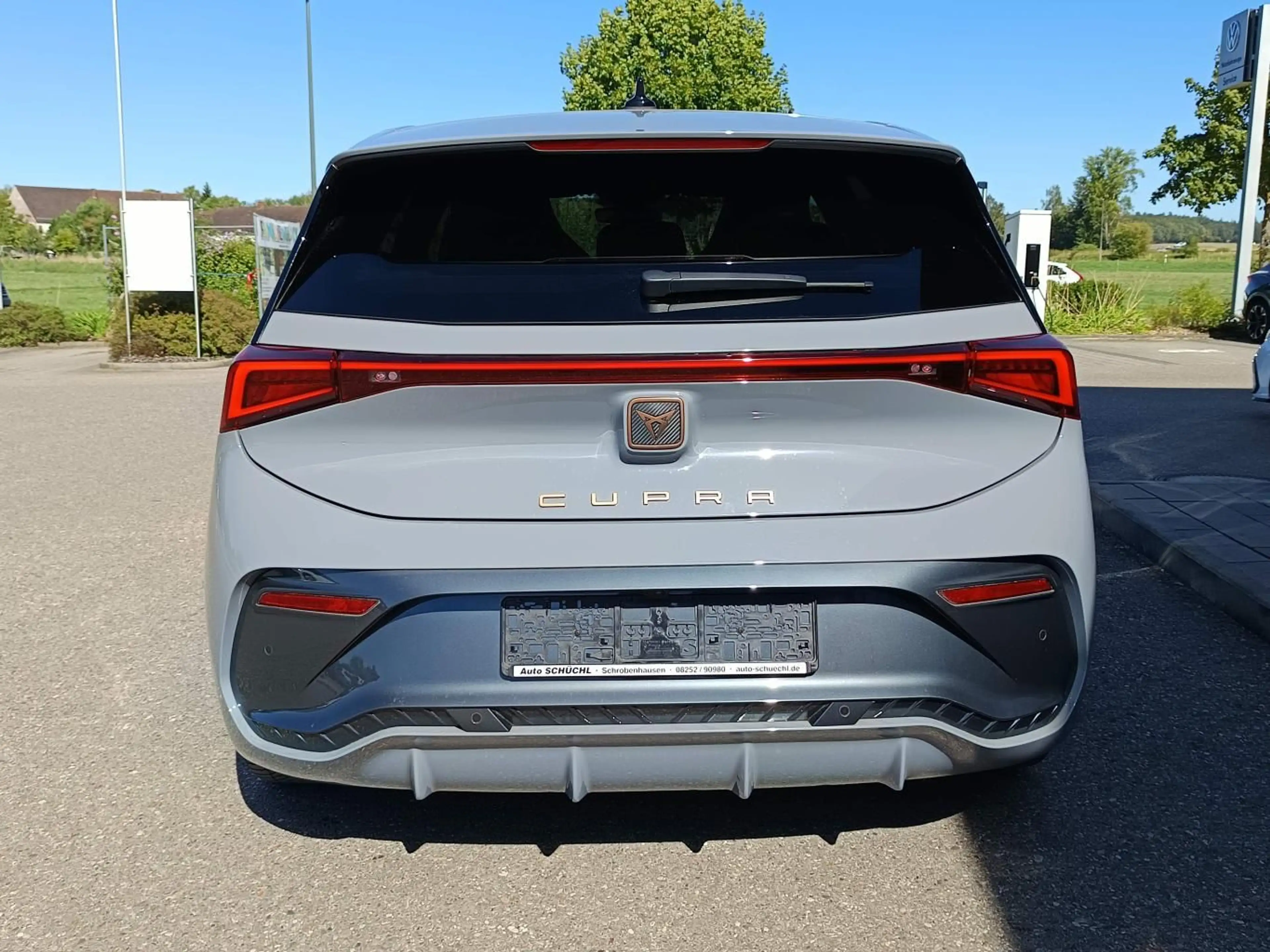 CUPRA Born WÄRMEPUMPE+HEAD-UP+NAVI+KAMERA+LED+CCS+FUL — photo 6