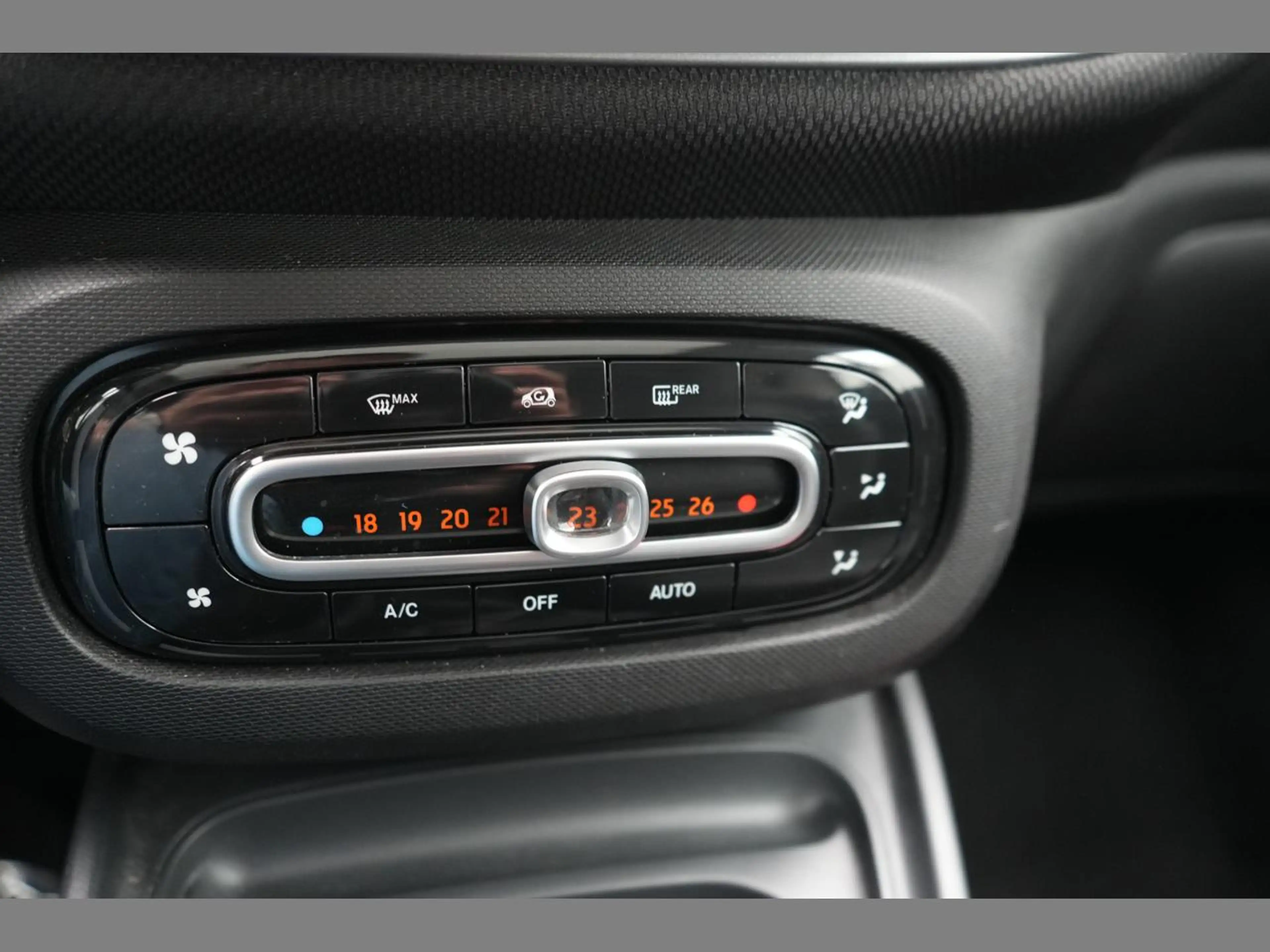 smart forTwo coupé 0.9 Turbo Prime — photo 12