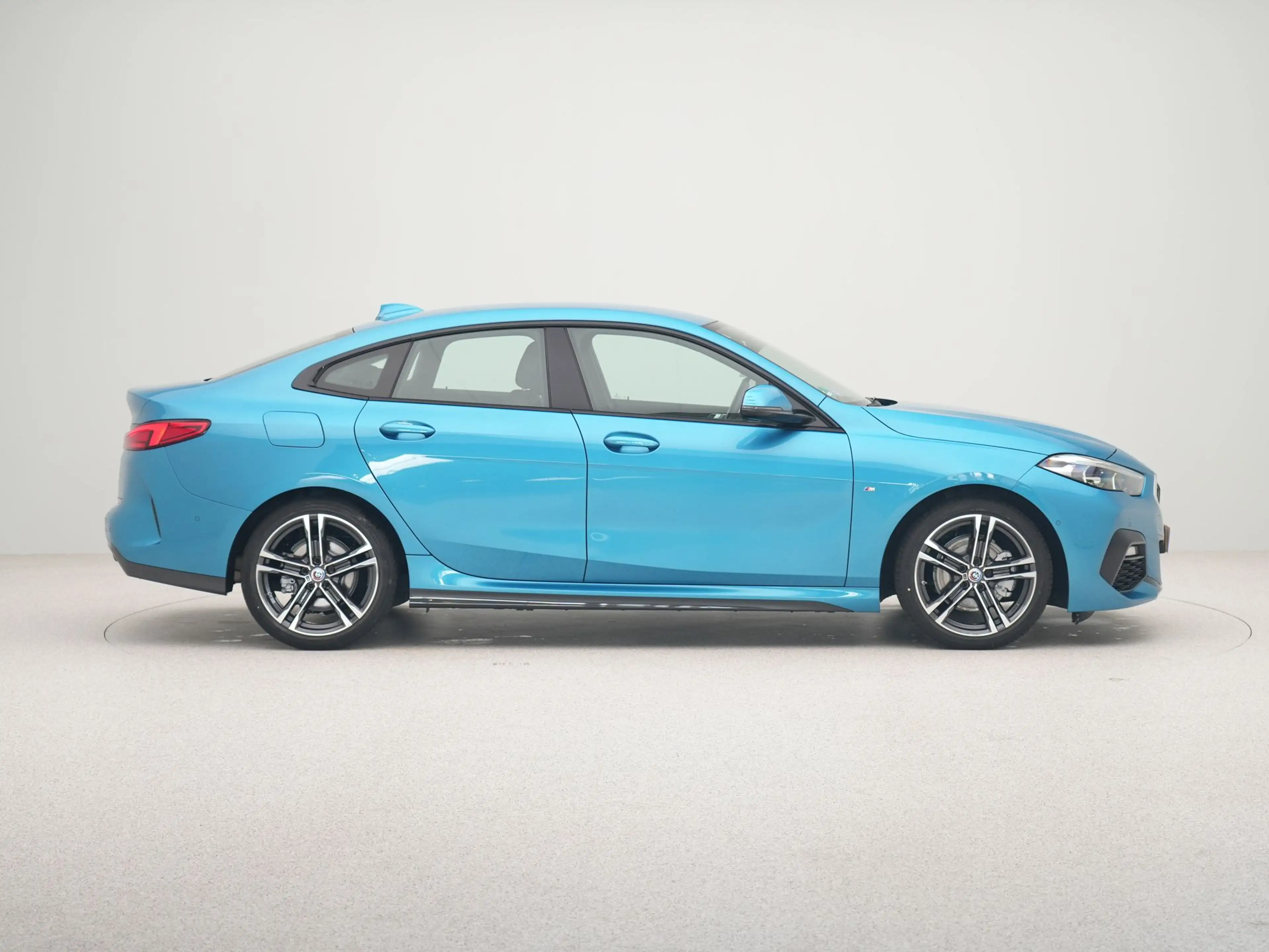 BMW 218 2 Serie 218i Gran Coupé Business Edition M Sport — photo 4